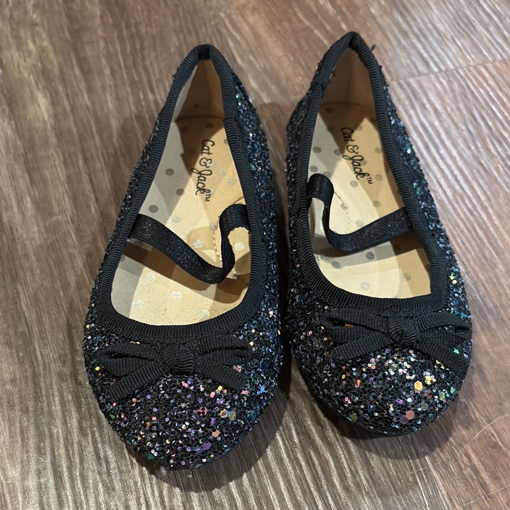 Cat & Jack Black Dress Shoes with Glitter Bow